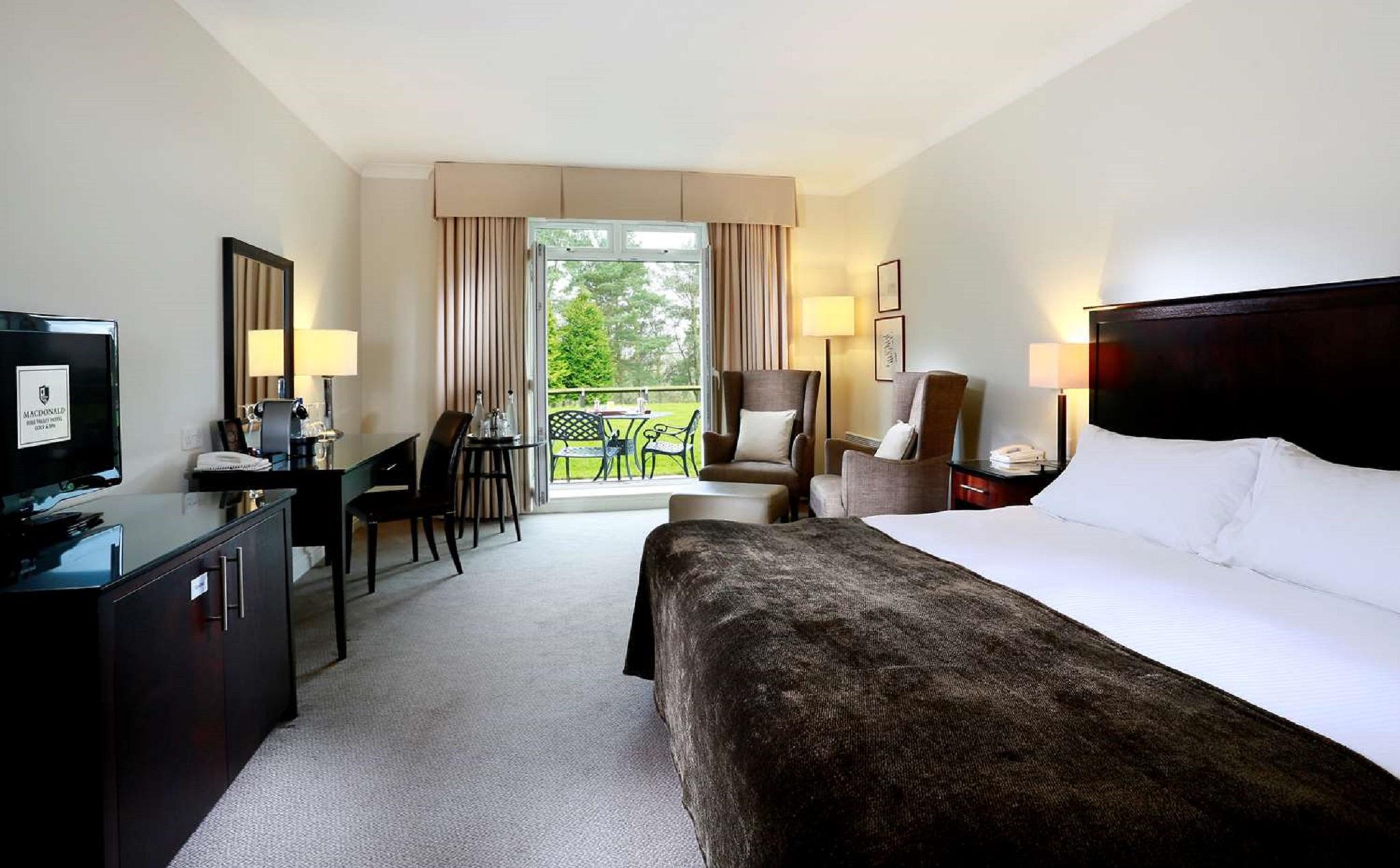 แมคโดนัลด์ ฮิลล์ แวลเลย์ โฮเต็ล กอล์ฟ แอนด์ สปา Hotel วิตเชิร์ช ภายนอก รูปภาพ