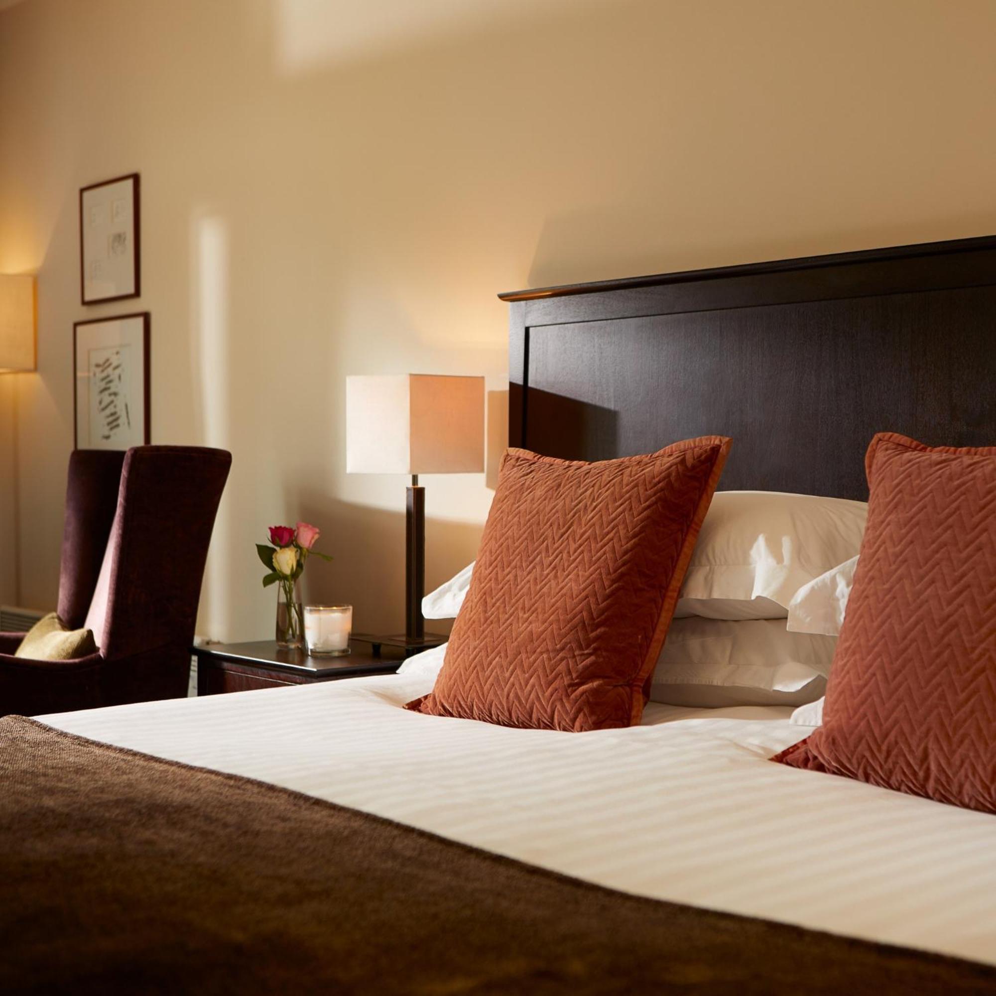 แมคโดนัลด์ ฮิลล์ แวลเลย์ โฮเต็ล กอล์ฟ แอนด์ สปา Hotel วิตเชิร์ช ภายนอก รูปภาพ
